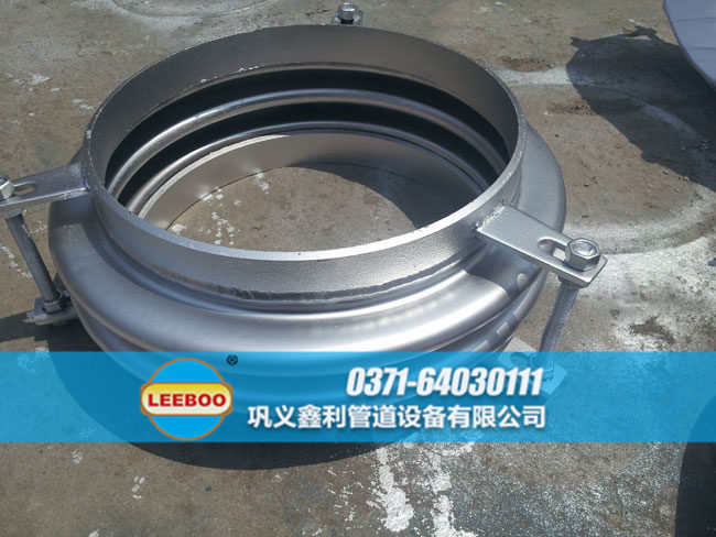 波紋<a href=http://www.zgqhw.cn target=_blank class=infotextkey>補(bǔ)償器</a>實(shí)圖
